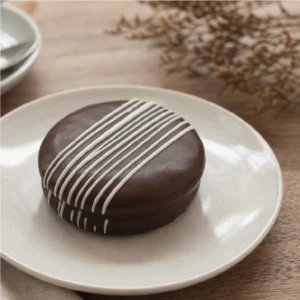 Alfajor bañado en chocolate